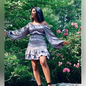 DO+BE Silvery Lavender Ruched Minidress NWOT Size Large